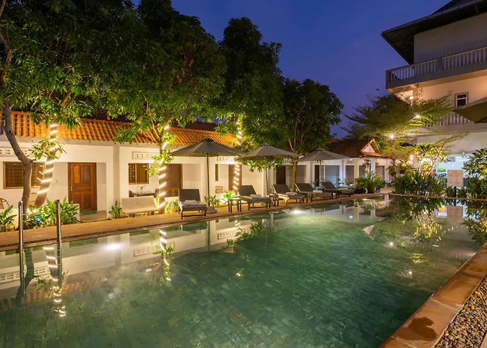 Damnak Soksan Hotel 4*