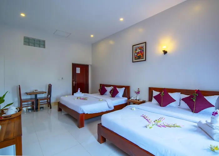 Damnak Soksan Hotel 4*